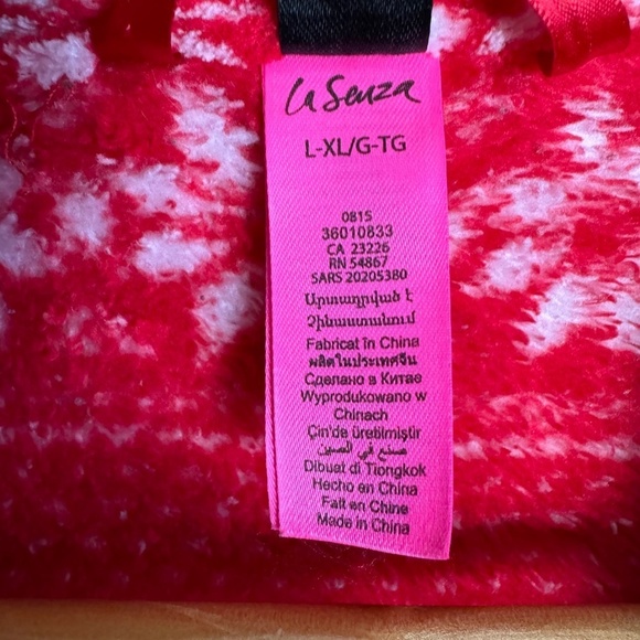 La Senza Women's Holiday Fleece Short Robe Red Size L/XL‎ *Missing belt tie - Picture 5 of 15